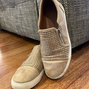 Men's Tan Slip-On Shoes